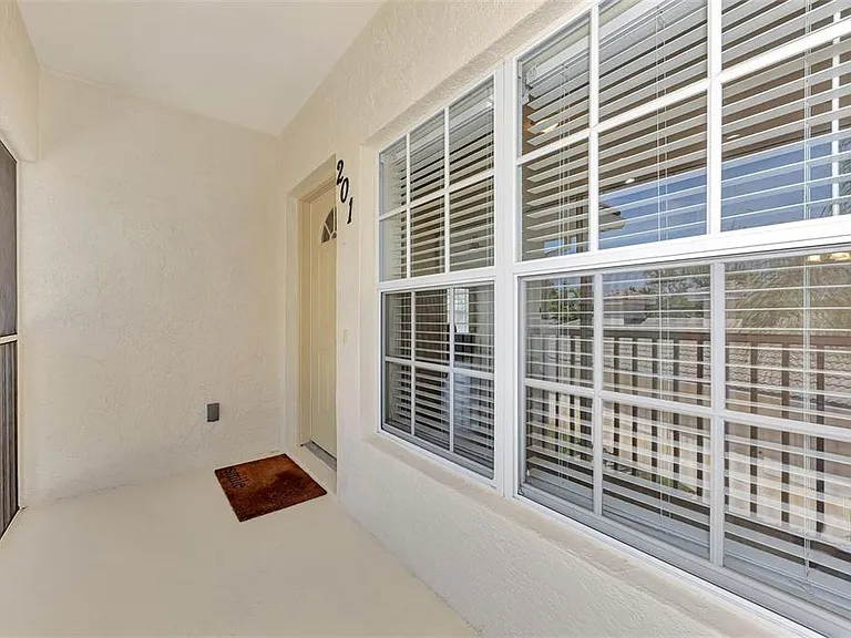 400 Mirabella Cir #201 — Photo 5