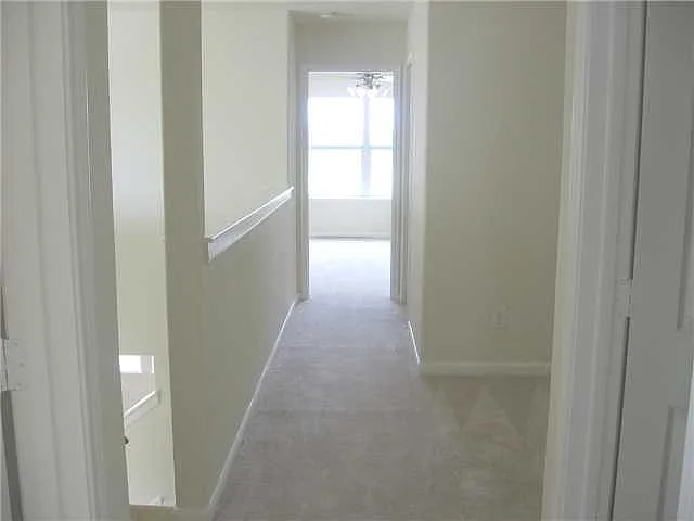 15918 Langhamwood Ln — Photo 11
