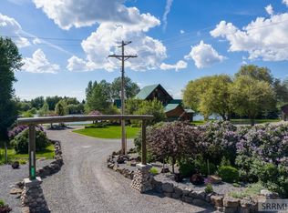 2781 E 800 N, Saint Anthony, ID 83445