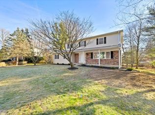 5 Capt Faldermeyer Dr, Stony Pt, NY 10980