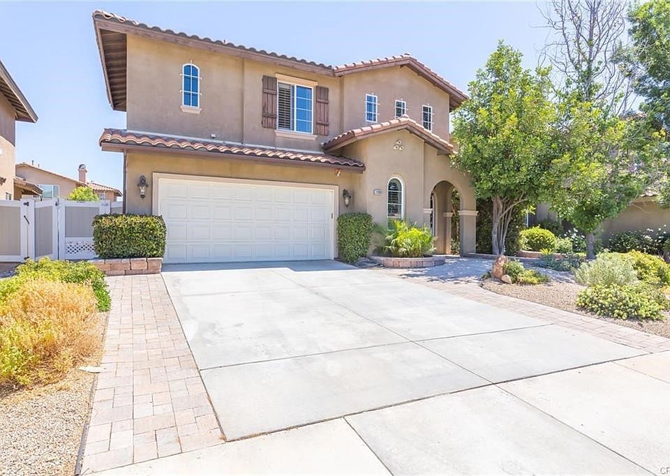 1st image of 31098 Manford Dr