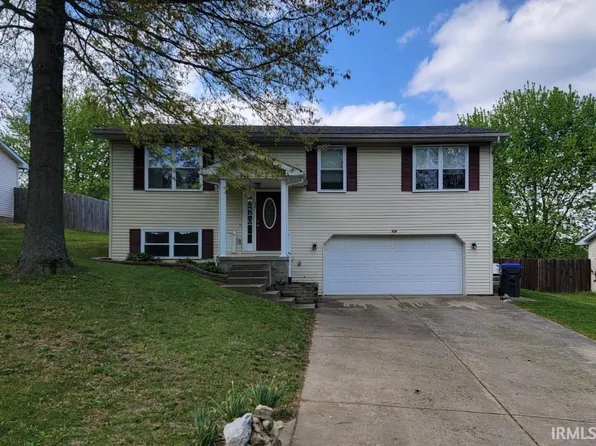 324 W Miami St, Ellettsville, IN 47429