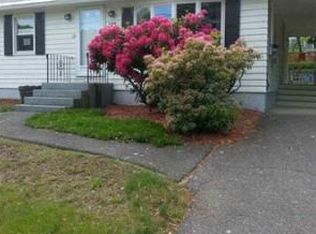 146 Hall St, Leominster, MA 01453