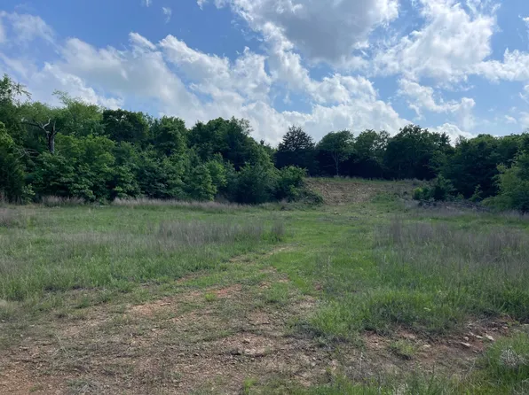 37 Eufaula Lake Dr, McAlester, OK 74501