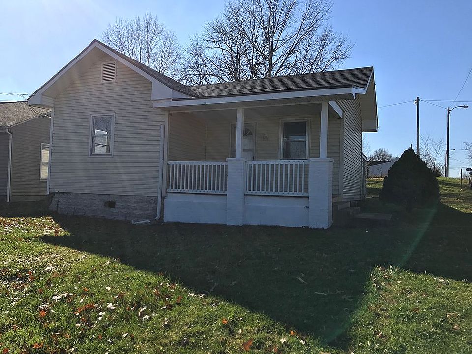 1st image of 300 Blue Grass Ave