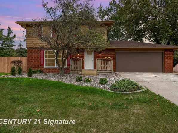 2613 Moonglow Dr, Saginaw, MI 48603