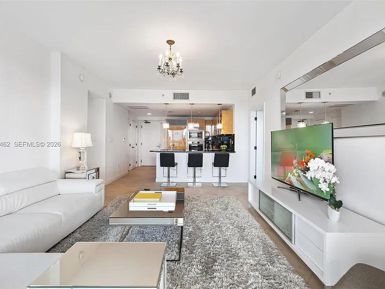 6799 Collins Ave #1106 — Photo 9