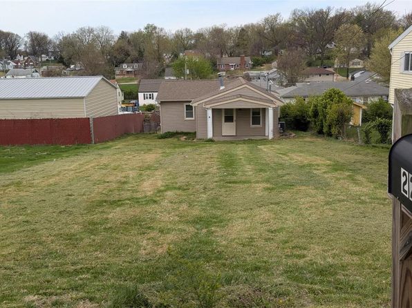 223 N Floridale Ave, Saint Louis, MO 63135