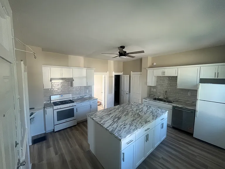 1535 Lind St #1 — Photo 12