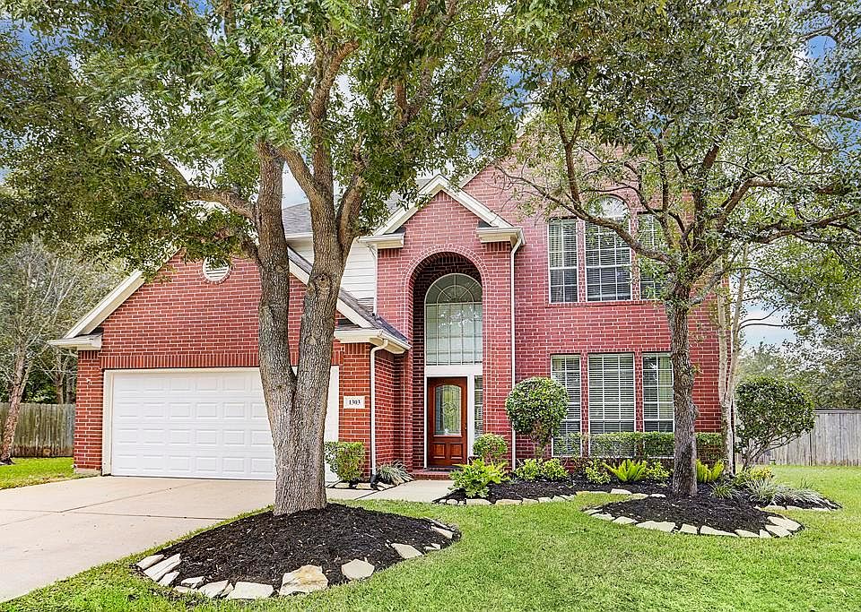 1st image of 1303 Summer Terrace Dr