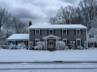 30530 Timber Ln, Bay Village, OH