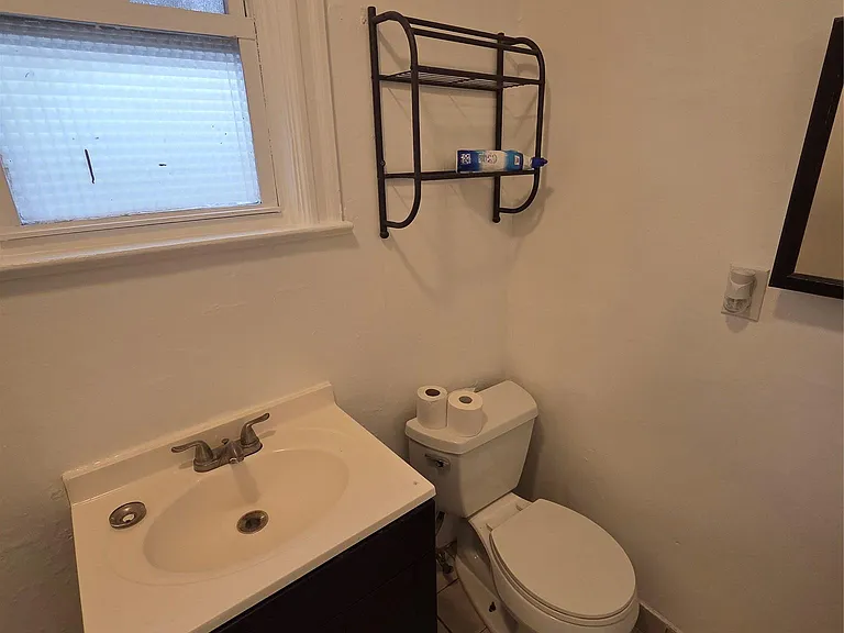 3561 Ropes Ave — Photo 10