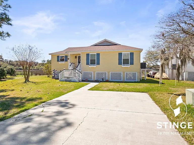 2927 Waters Edge Ct W — Photo 4
