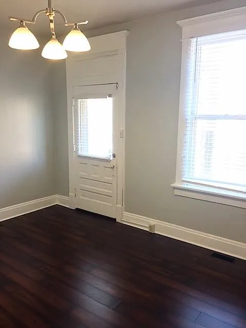 2 bed, 1080 sqft, $1,500 — Photo 2