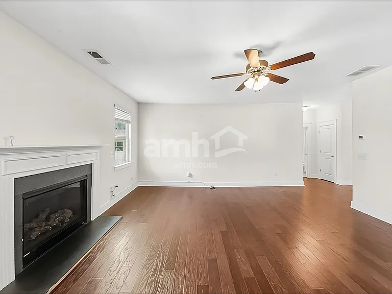 1072 Adams Haven Bnd — Photo 8