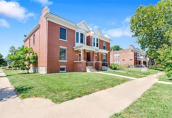 3rd image of 5802 Westminster Pl