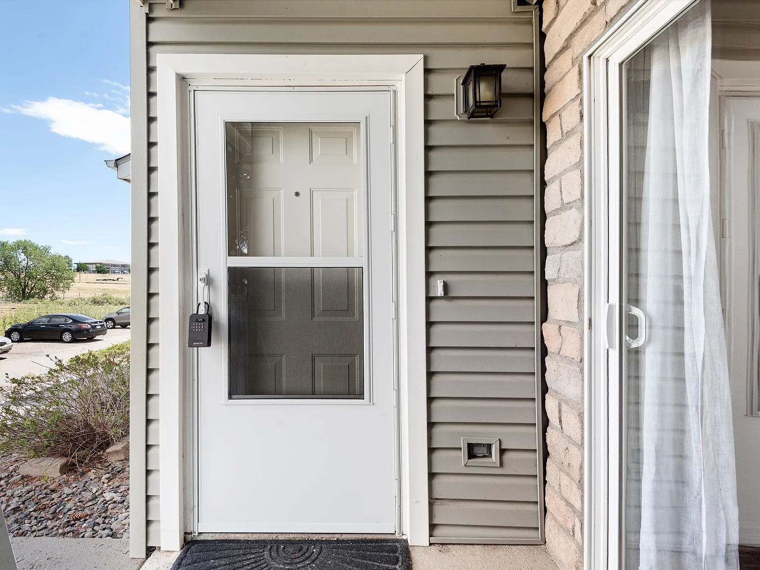 905 S Zeno Way — Photo 4