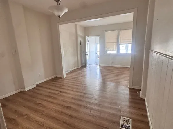 222 E Franklin St, Hamilton, NJ 08610
