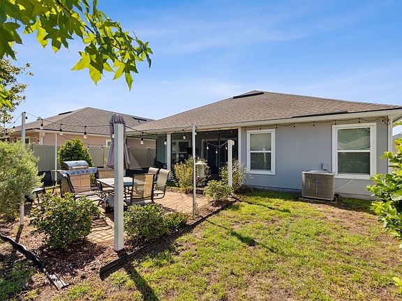 5th image of 83448 Barkestone Ln