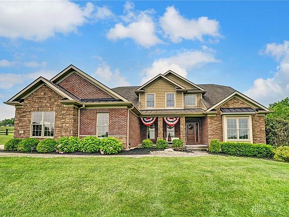 3rd image of 6381 Trillium Dr