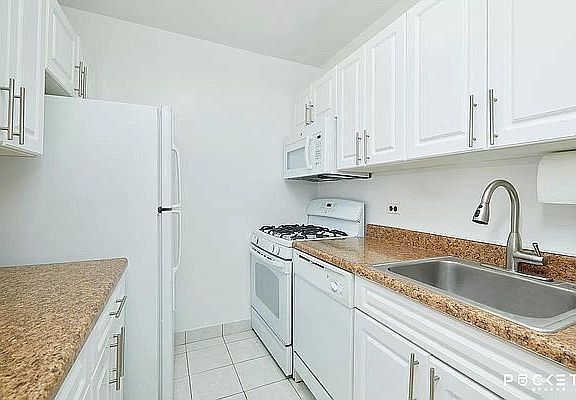 5th image of 345 E 80th St APT 32A
