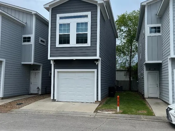 18817 Luminescent Ln, Spring, TX 77379