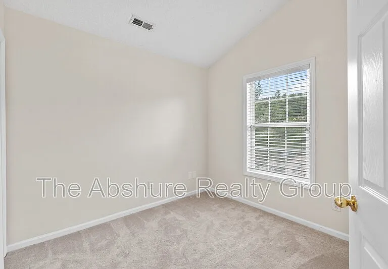 4224 Lake Woodard Dr — Photo 26