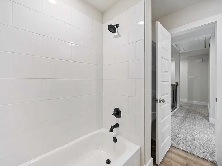 3014 La Rambla Dr — Photo 11