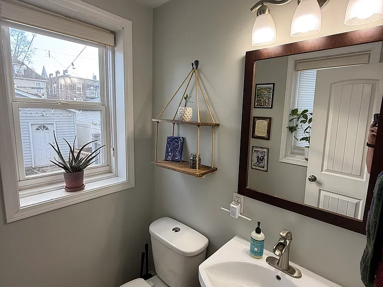 4060 Juniata St — Photo 4
