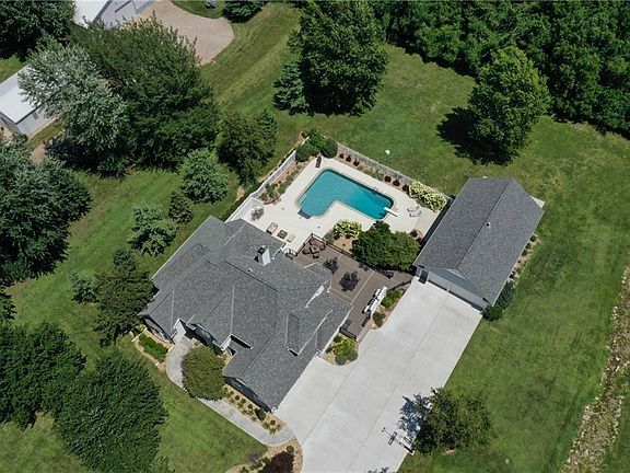 5th image of 7025 Mize Rd