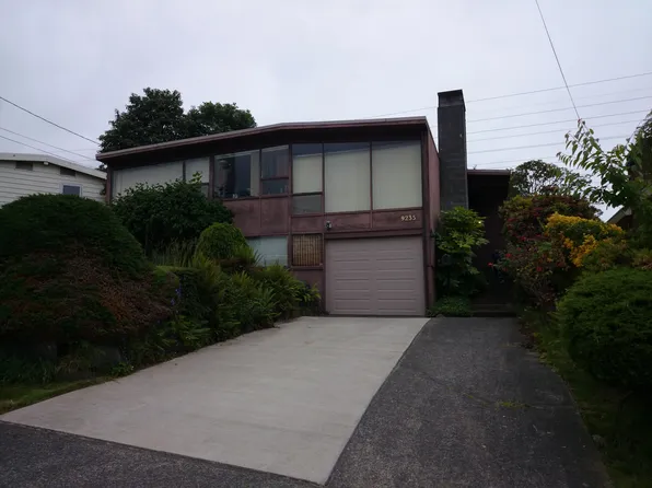 9235 Spear Pl S, Seattle, WA 98118