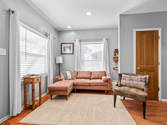 4th image of 429 N Grant Ave