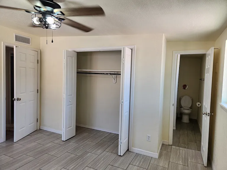 8129 Staghorn Dr — Photo 11