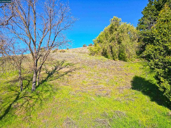 3rd image of 2590 Caballo Ranchero Rd