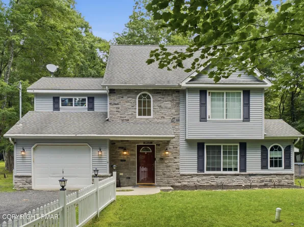 33 Sassafras Rd, Albrightsville, PA 18210