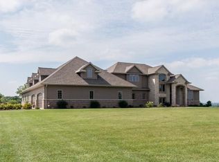 2140 Trellis Dr, De Pere, WI 54115