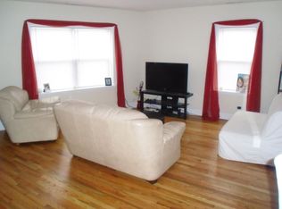 3210 Grove Ave APT 2W, Berwyn, IL 60402