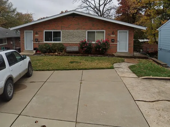 3149 Sherman Dr, Saint Ann, MO 63074