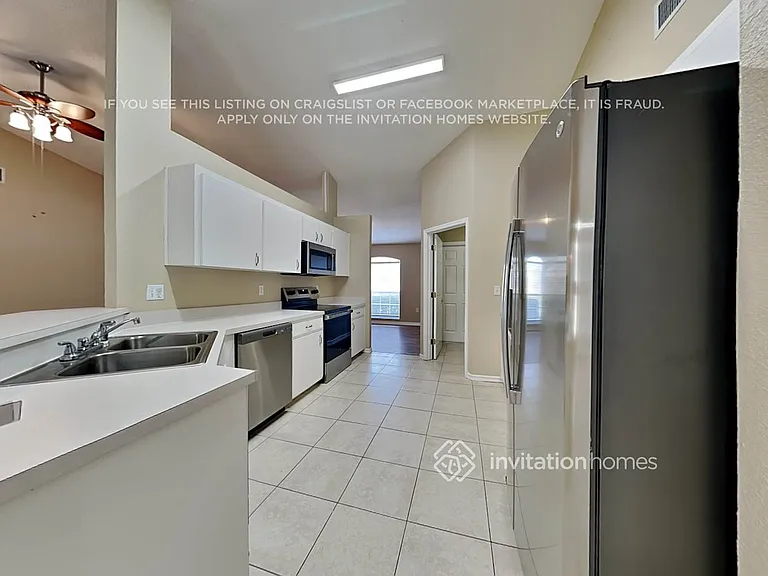 7673 Canterbury Cir — Photo 8
