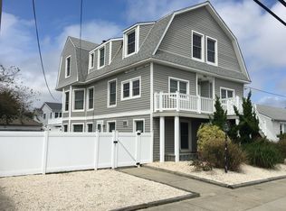 6906 Seaview Ave, Wildwood Crest, NJ 08260