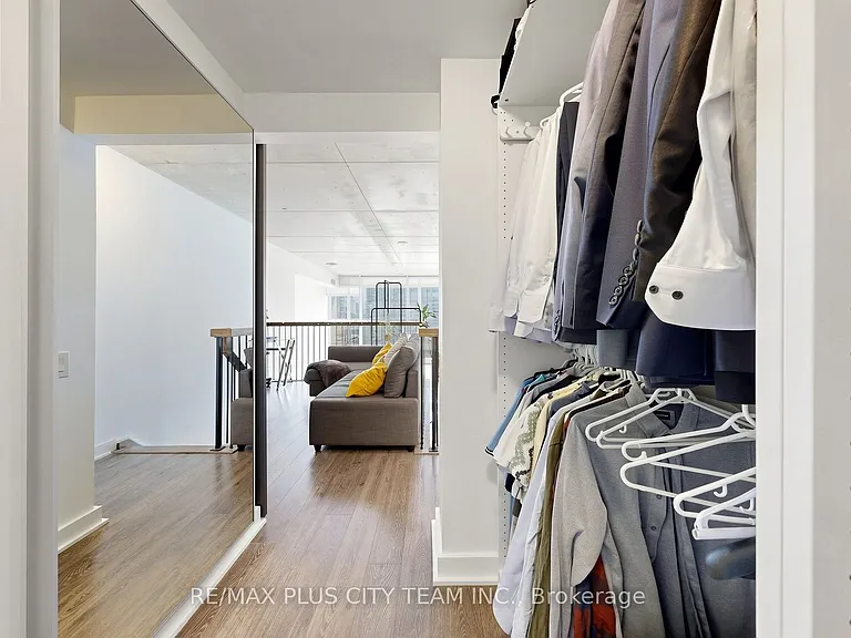 5 Hanna Ave #434 — Photo 15