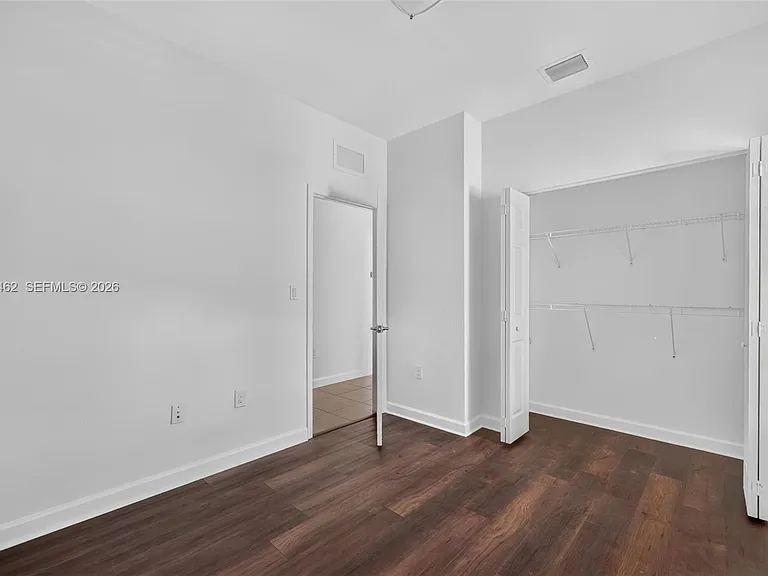 236 SE 32nd Ave — Photo 14