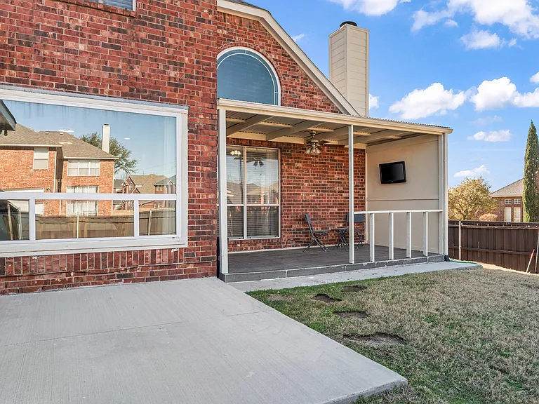 1464 Summerhill Dr — Photo 26