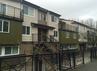 15819 NE Leary Way APT 301, Redmond, WA 98052