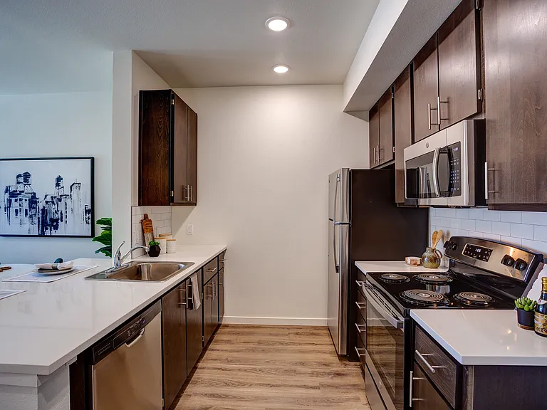 Commons at Sylvan Canyon Apartments — Photo 15