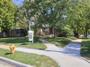 890 S Saint Paul St, Denver, CO 80209