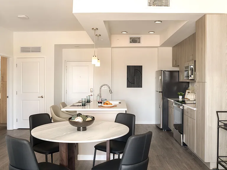 The Alary — Photo 10