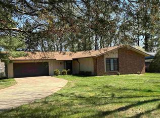 1402 E Elliston Dr, Bloomington, IN
