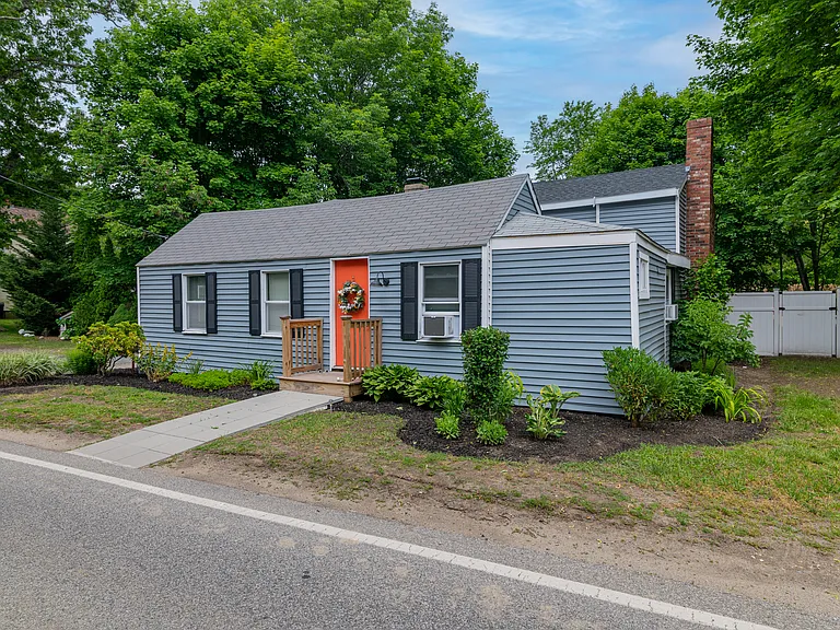 220 Stockbridge Rd — Photo 37