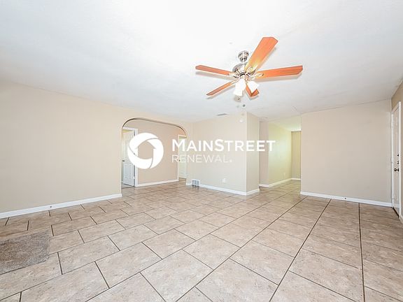5th image of 14500 Oakwood Ln